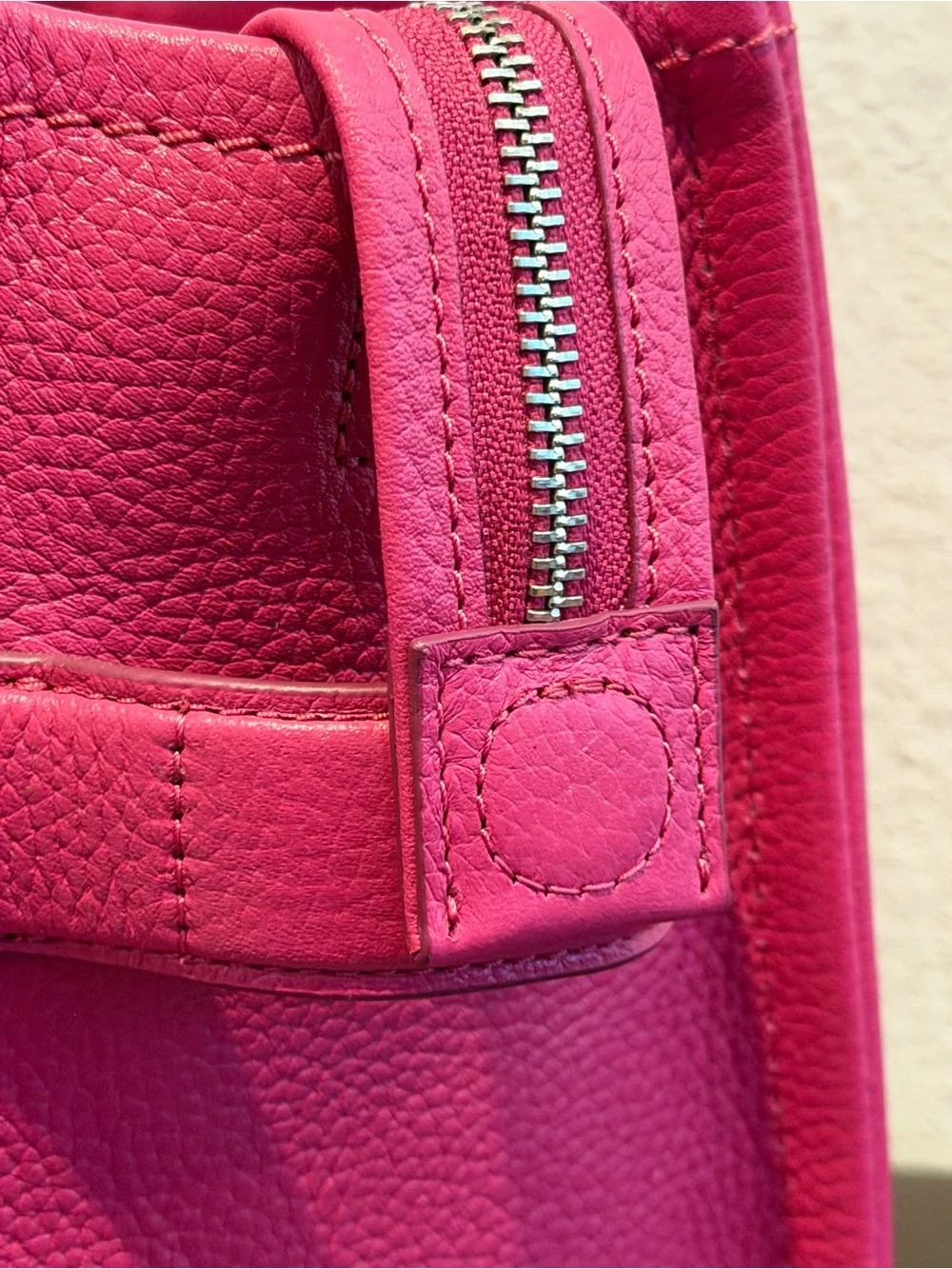 Marc Jacobs Leather The Tote Bag -Small- Rasberry Pink - Picture 11 of 14